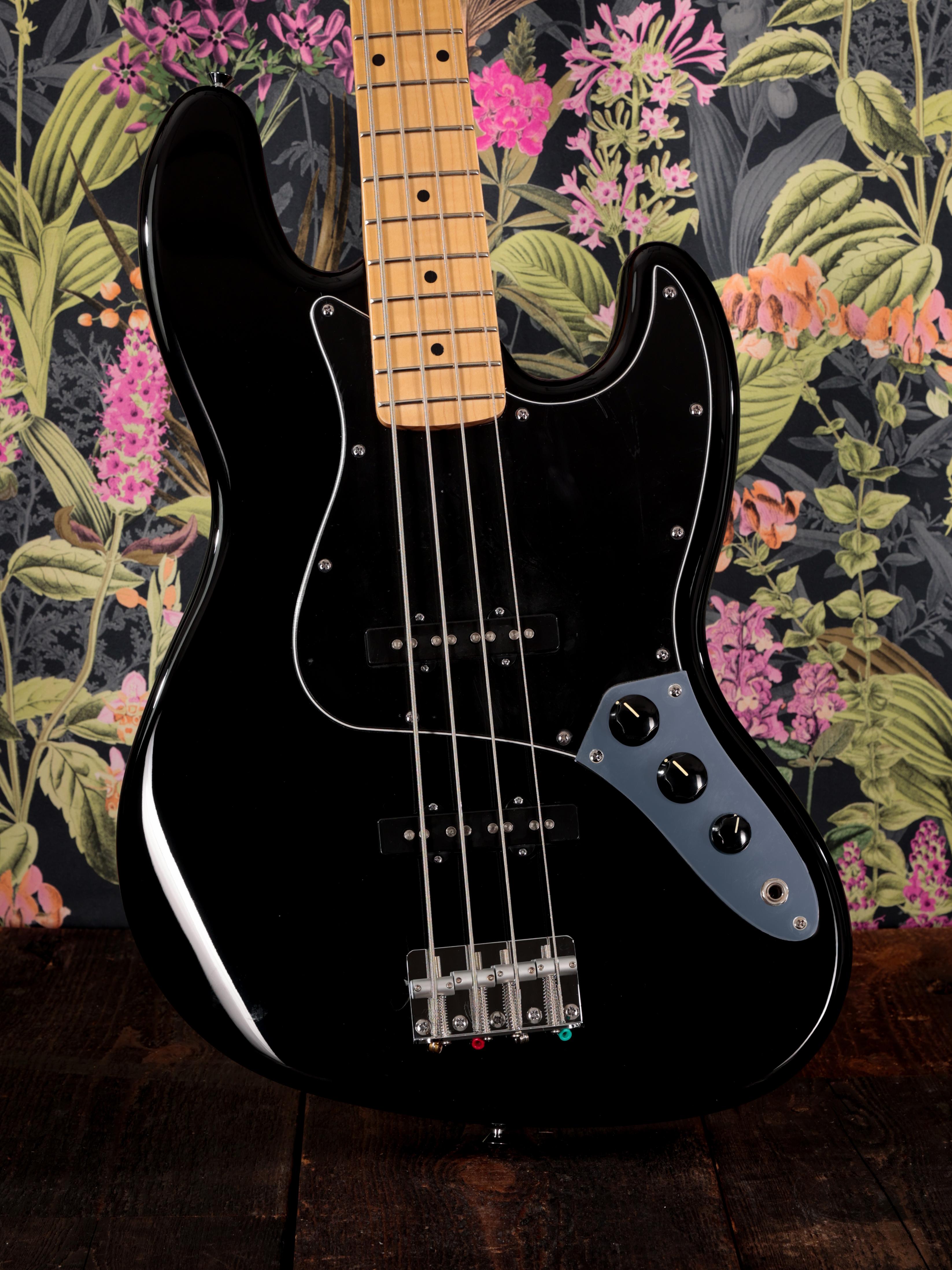 Fender Jazz Bass ブラック Fender Standard Series Jazz Bass Guitar in Black - Andertons Music Co.